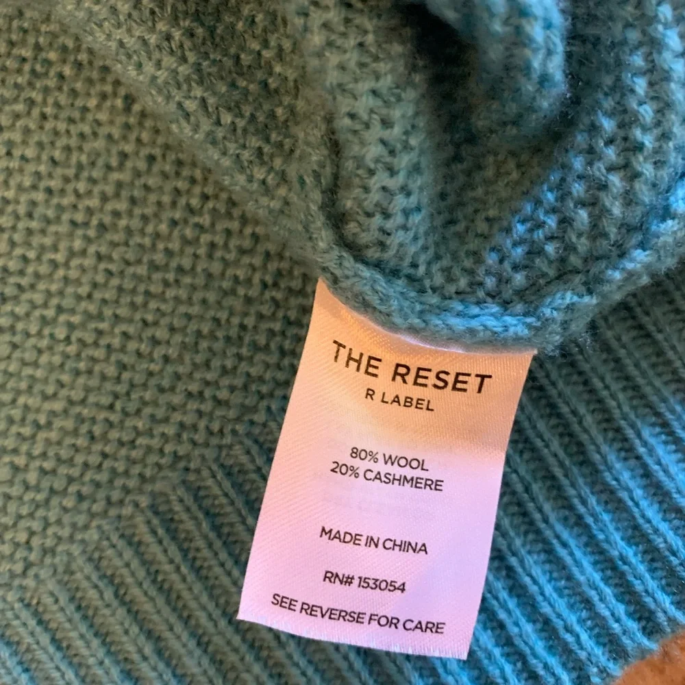 The Reset by R Label Wool Cashmere Blue Funnel Neck Sweater L/XL Top - Picture 7 of 10